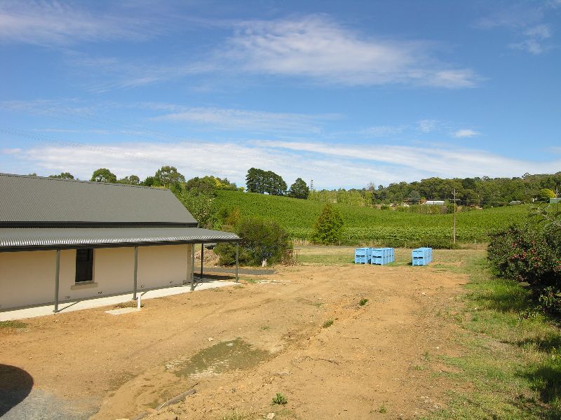 Nestled in the orchard valley!! OPEN SAT 04/07/09 1.00 - 1.30PM Picture 1