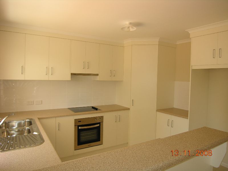 Sleek and Stylish!! Picture 2