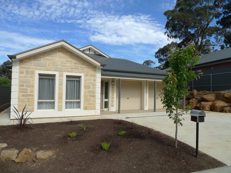 Brand New with Style !!! Picture 2