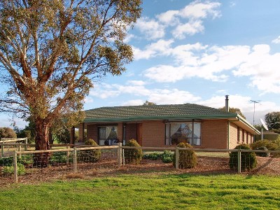 Country Living.. Take in the Rural surrounds.. Picture