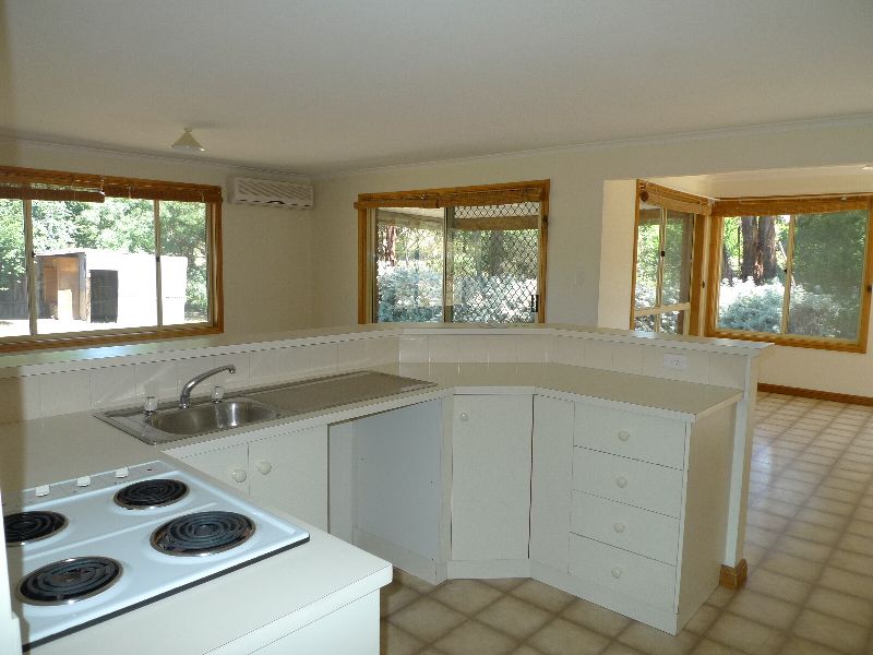 Live the Country life... Picture 3