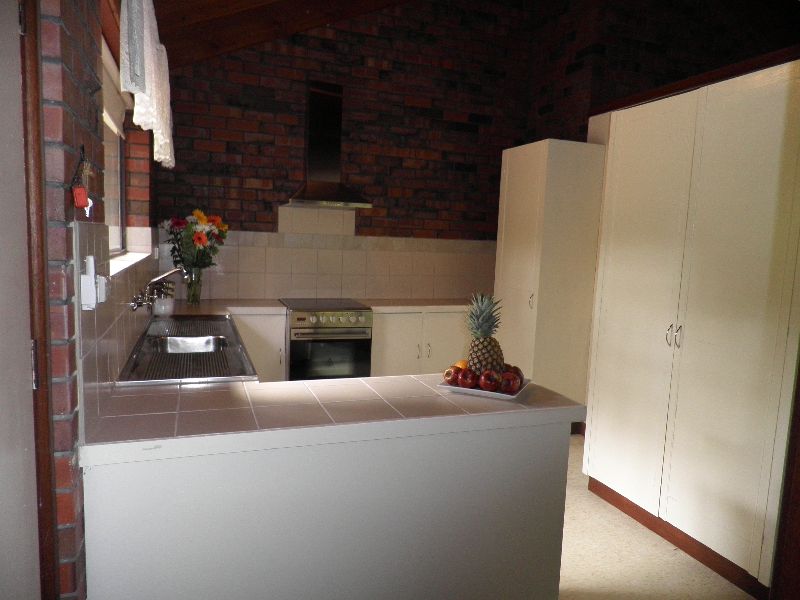 3 Bedroom Architecturally Designed Home Picture 3