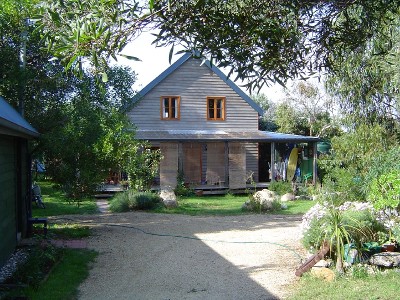 How Cool is this House? Seriously Cool PRICE ! Picture