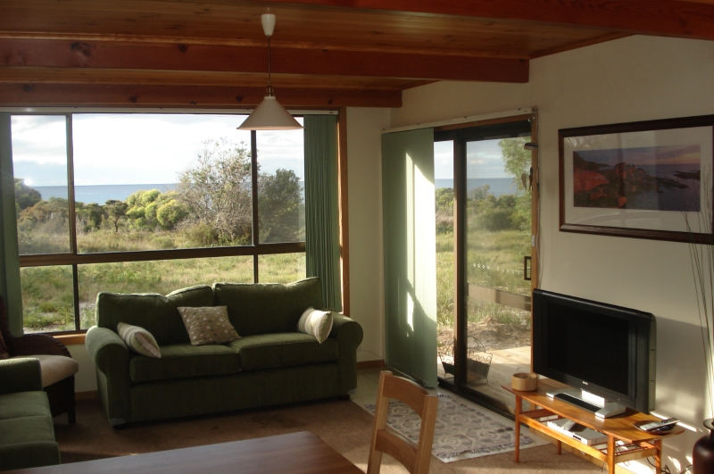 Jeanneret Beach House Picture 2