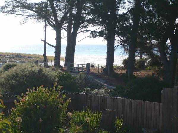 Sloop Cottage Picture 1