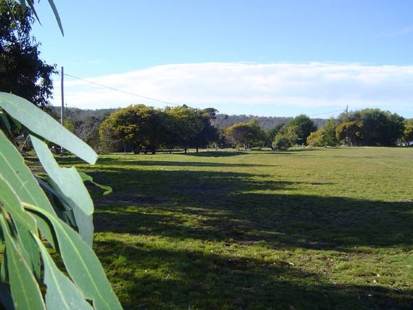 Yearning for space and views Picture 2