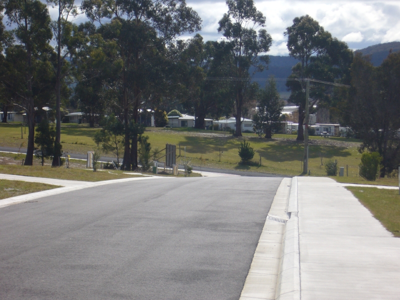 Ask Santa...Only $88,000 if you get Your Home Builders Grant. Picture 1