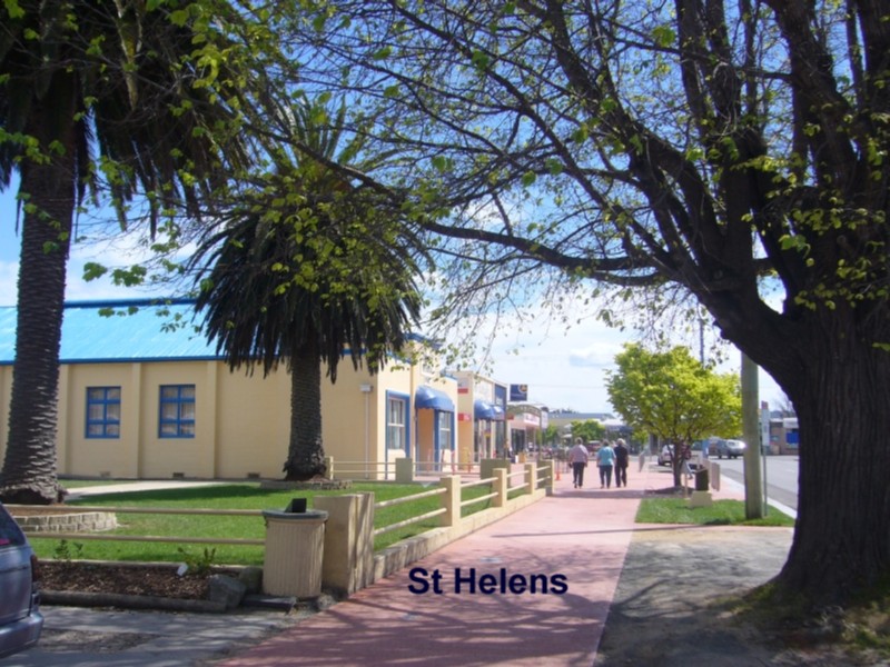 Rural Retreat 7 Acres of Pure Privacy !! Picture 3