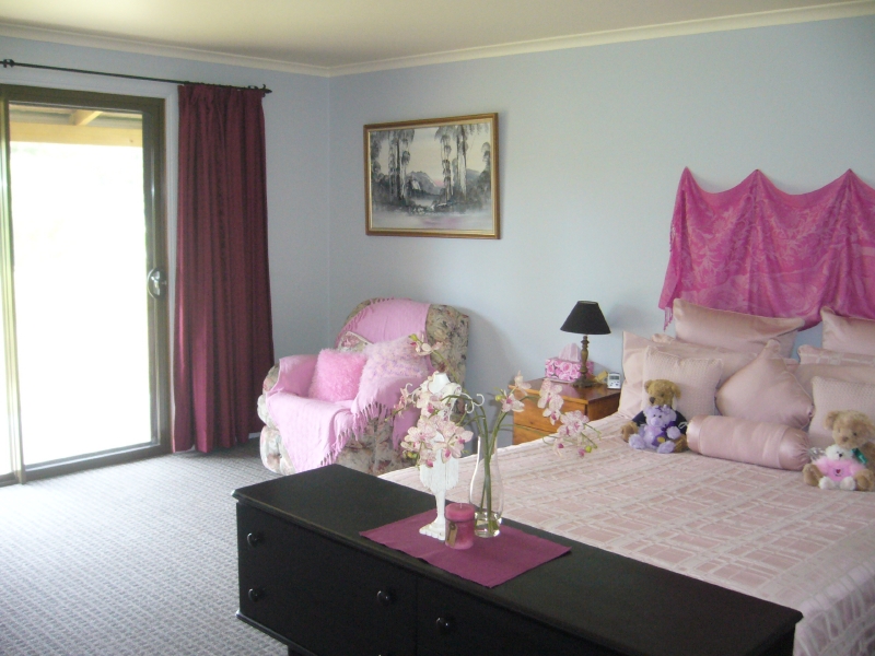 PEACE & QUIET???? Picture 1