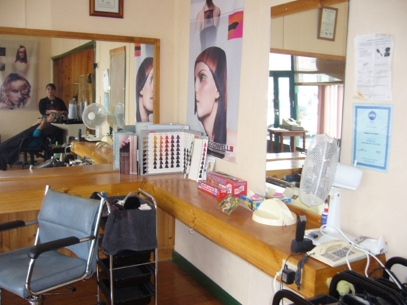 Did you want to be a HAIRDRESSER When you grew up????? Picture 2