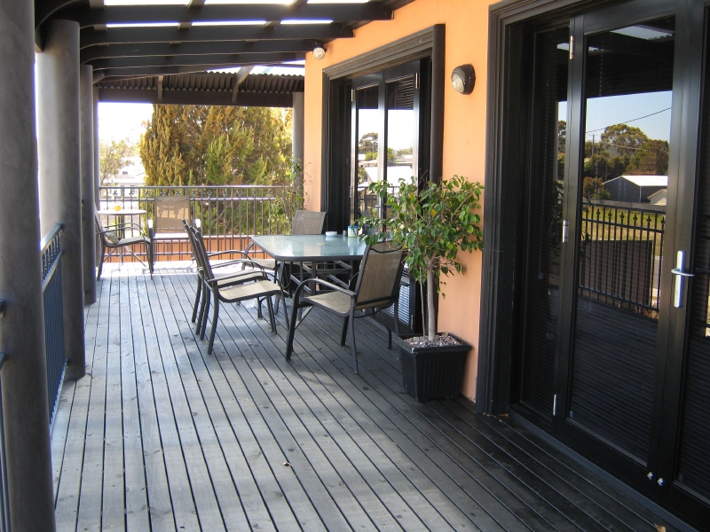 Steam Jet Double Shower Anybody? Picture 2