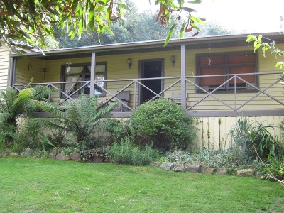 Country Home with a Warm Heart Picture