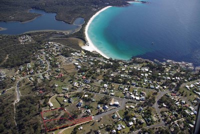 Barnett Close Haven buy one or buy both Picture