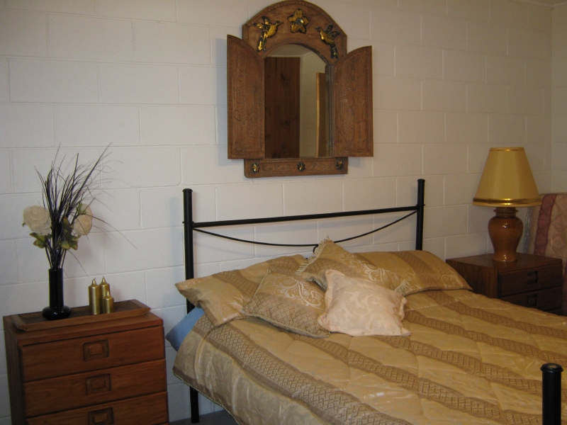 Fully Furnished Short term Rental Picture 3