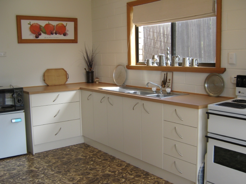 Fully Furnished Short term Rental Picture 1