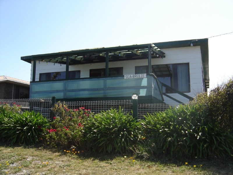 Close to the Beach
-
Lease Break Picture 1