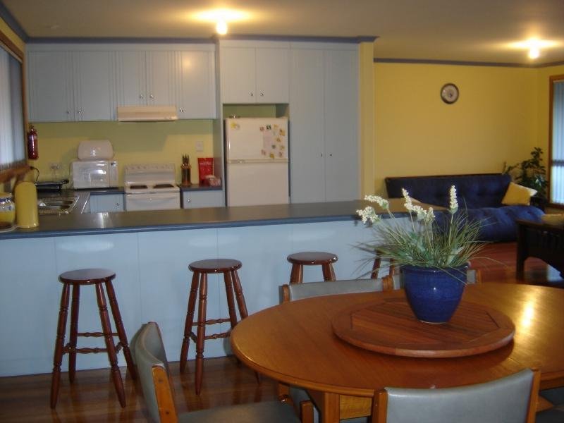 6 Richard Court Picture 2