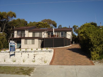 Bay Of Fires Beach House Picture