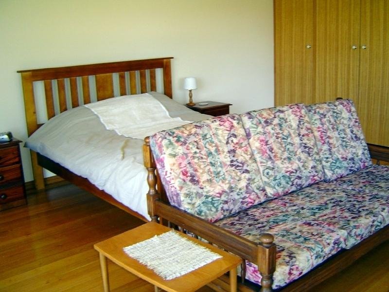 Bay Of Fires Far Horizens Picture 2