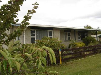 Family Home - Over the Road to Sports Complex Picture Family Home - Over the Road to Sports Complex Picture