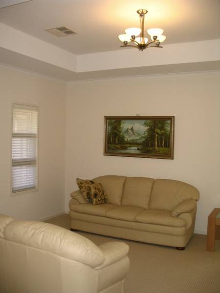 CONTEMPORARY
LOOK WITH QUALITY FIXTURES & FITTINGS Picture 3