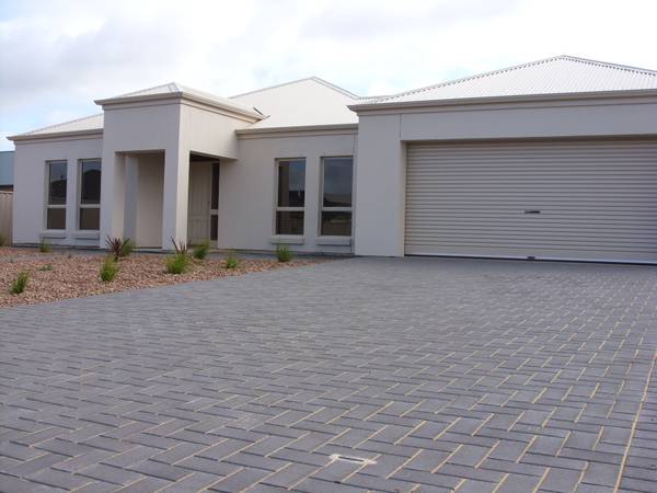 Brand new feature packed home in Nuriootpa Picture