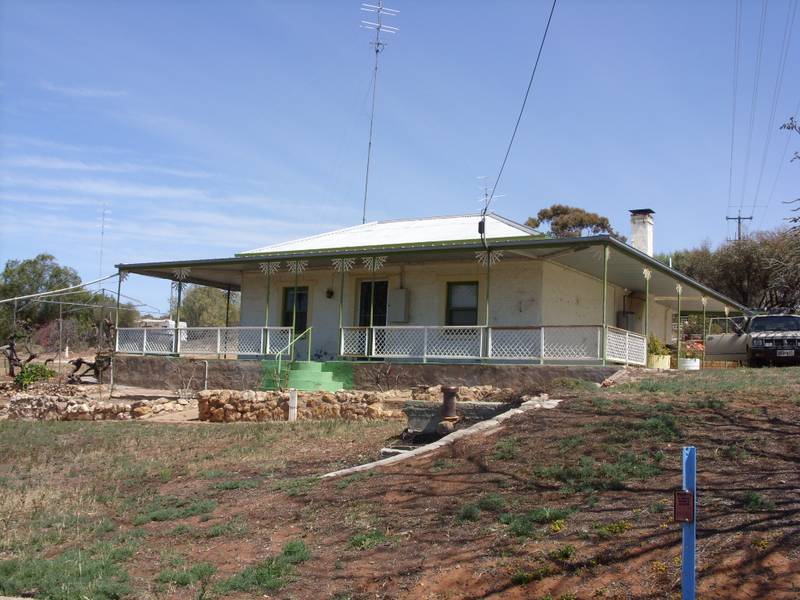 Super River views, weekender or permanent living Picture 3