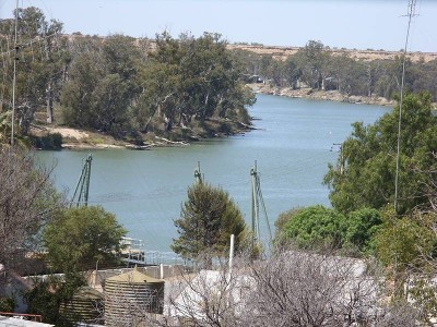 Super River views, weekender or permanent living Picture