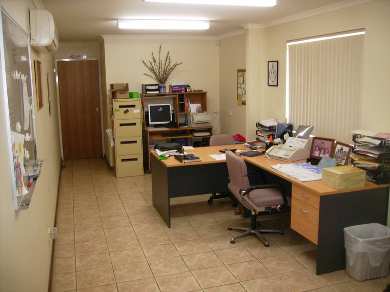 COOLROOMS AND ROOM FOR EXPANSION Picture 3