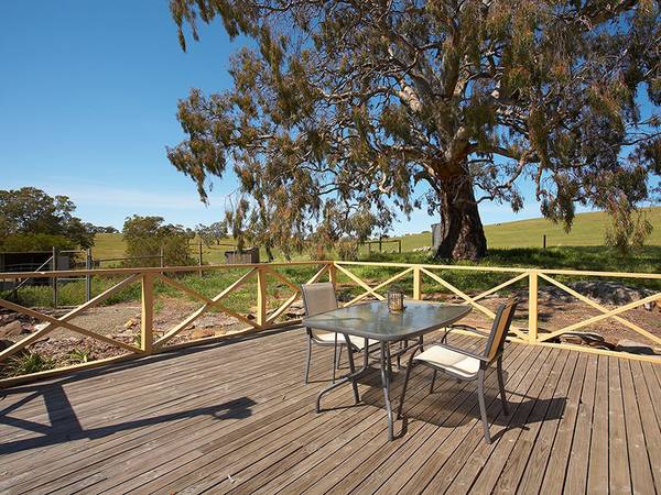 One of the best! 2 lovely homes on 103 acres in the beautiful Eden Valley region Picture 3