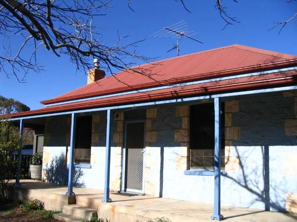 Restored stone cottage on private allotment Picture 1