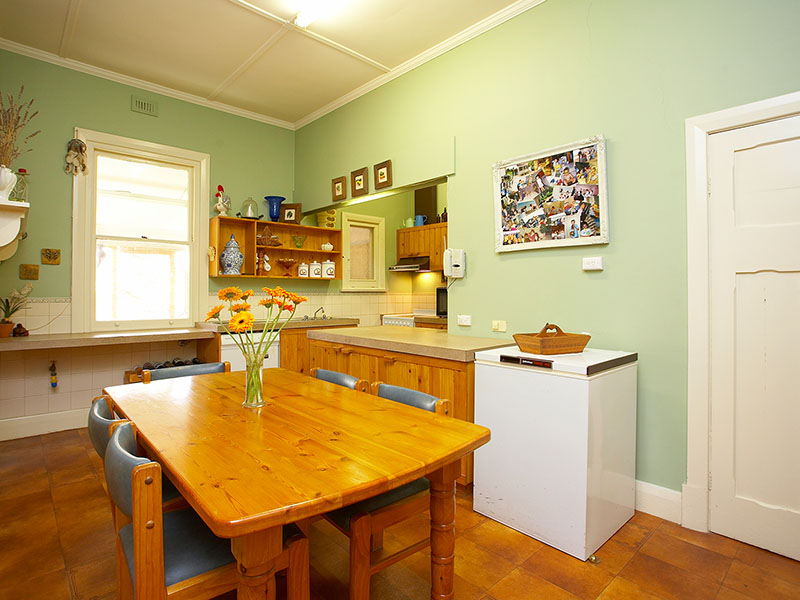 Beautifully presented villa in the heart of Tanunda Picture 3