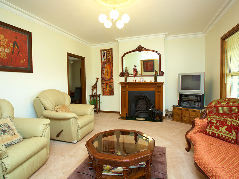 Stop and smell the roses, resort style living in the Barossa Valley Picture 3