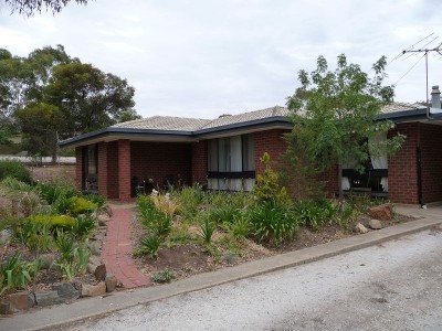 Semi rural living at Greenock Picture