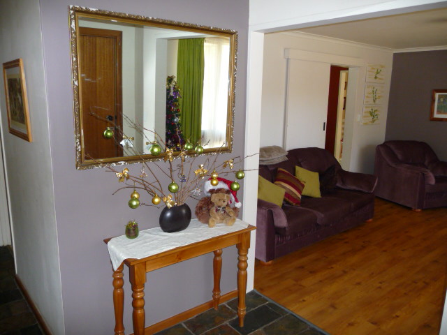 Semi rural living at Greenock Picture 2