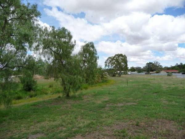 Building block with lovely outlook Picture 1