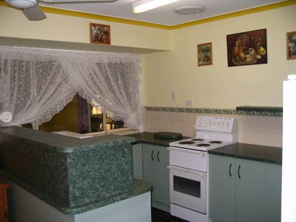 Affordable home in quiet Tanunda location Picture 3