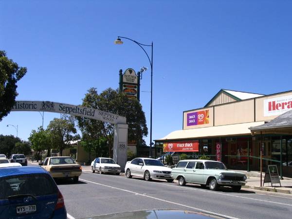 Popular long established food outlet in Tanunda Picture 3
