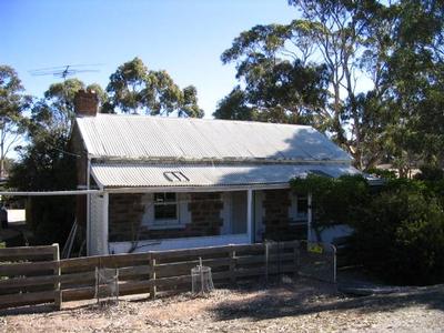 A little gem on a peaceful acre Picture