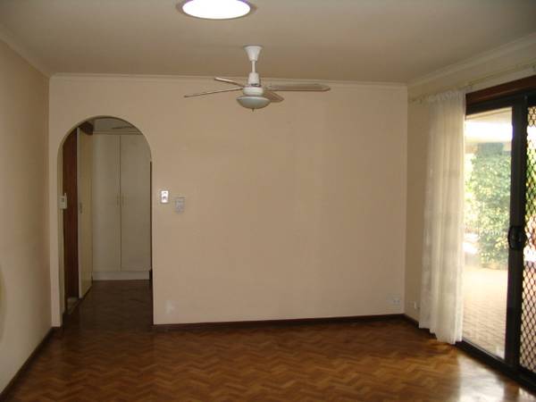 Family Home in Great Location in Tanunda Picture 3