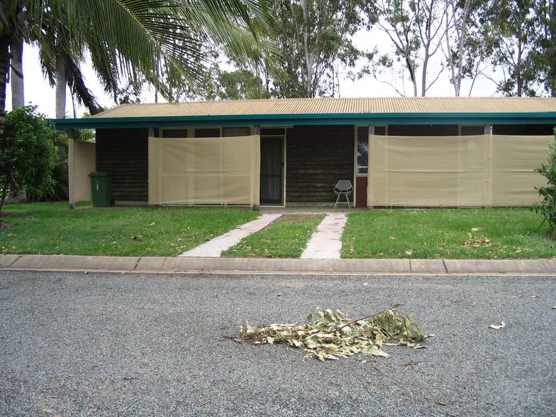 BUSH SETTING Picture 1