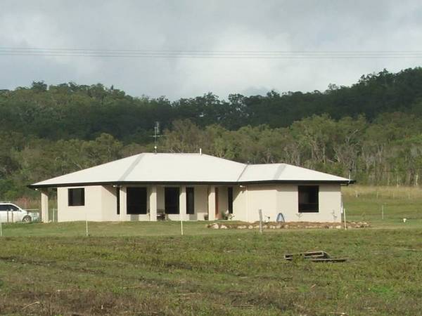 Must Sell - $650,000 Picture 1