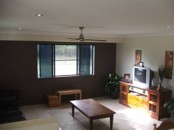 Must Sell - $650,000 Picture 2