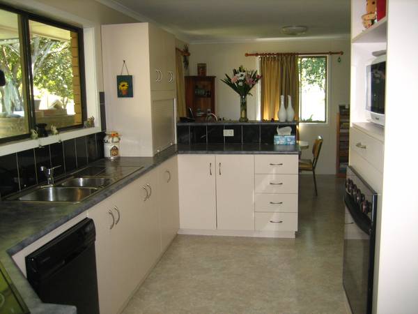 Excellent Rural Setting Picture