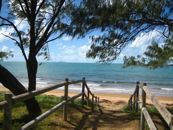 Beachside Home Picture 1