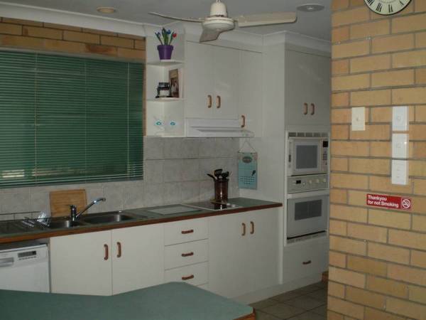 BELLA AQUA BEACH HOUSE Picture 1