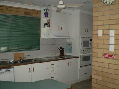 BELLA AQUA BEACH HOUSE Picture