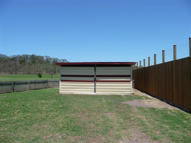 CLOSE TO SPORTING FIELDS Picture 3