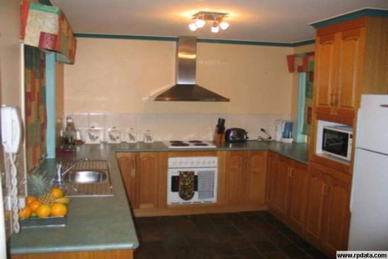 NEAT & TIDY Picture 2