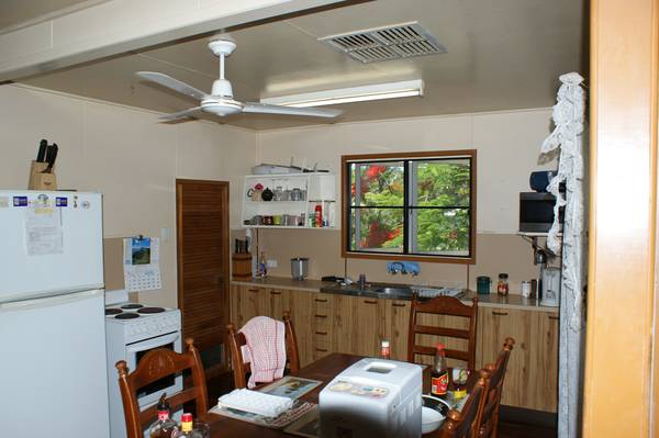 Great Buying at Sarina Beach Picture